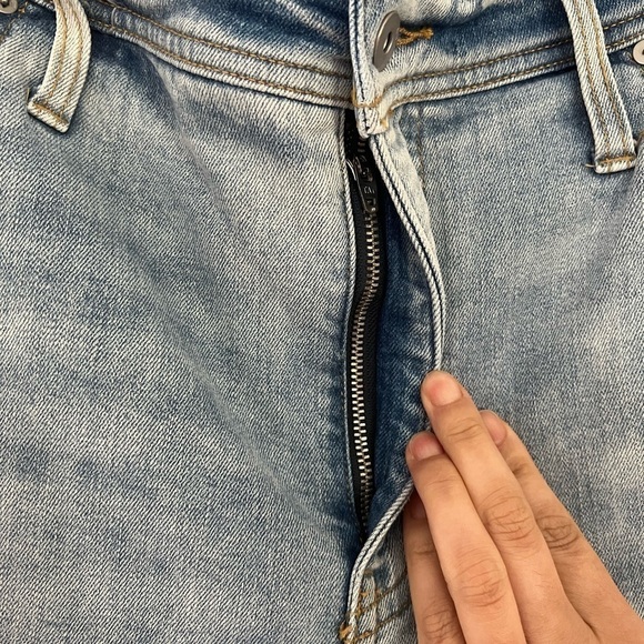 ANTHROPOLOGIE PILCRO Slim Straight Pom Pom Boho Denim Pants Sz 33 - Picture 4 of 7